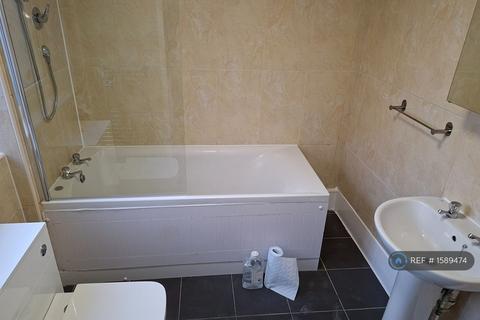 1 bedroom in a house share to rent, Ambrose St, York, YO10