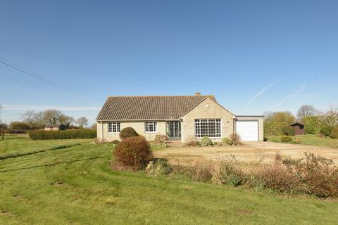 4 bedroom bungalow to rent, Leys Road, Cumnor, Oxford, OX2