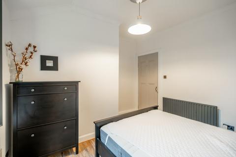 1 bedroom flat to rent, Coneyhill Road, Bridge of Allan, Stirlingshire, FK9