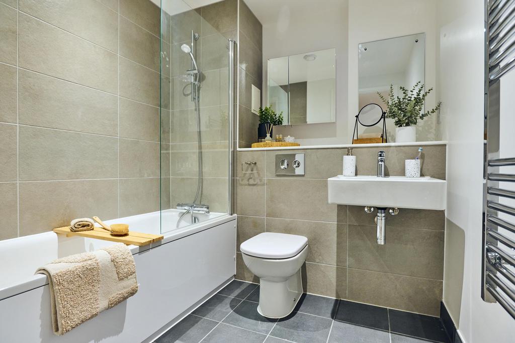 Apartment in Bristol - View 3