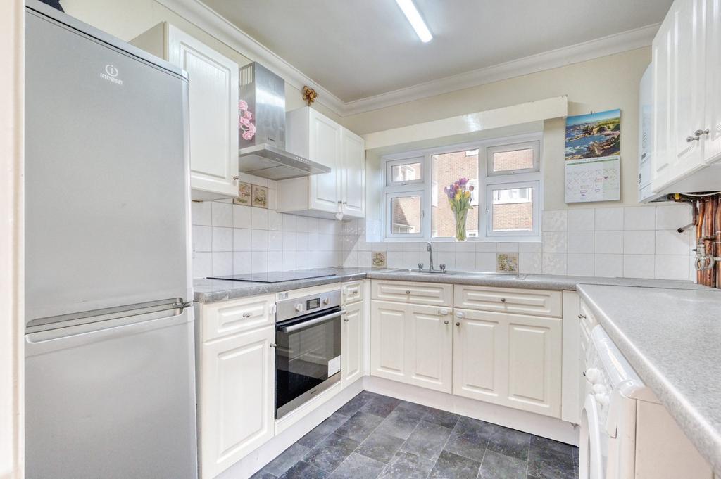 Apartment in Hove - View 3