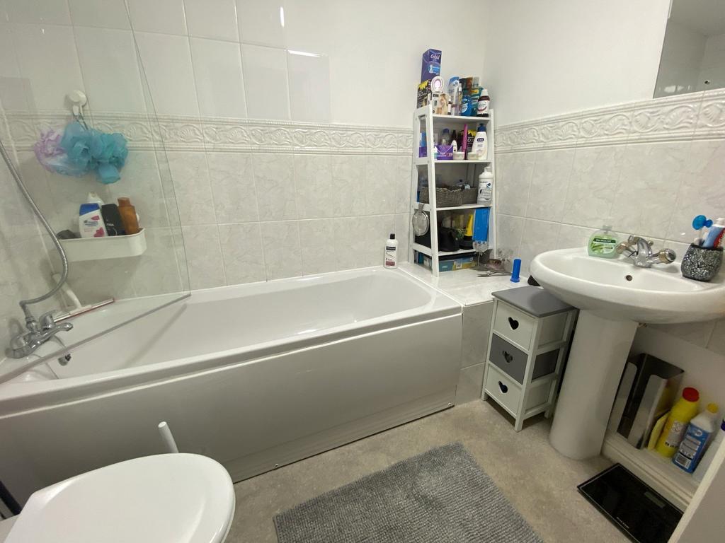 Apartment in Frenchay, Stoke Park, Stoke Park and Cheswick - View 5