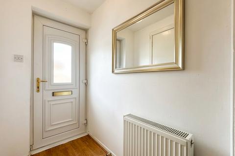 3 bedroom semi-detached house to rent, Haberlea Gardens, Darnley, Glasgow, G53