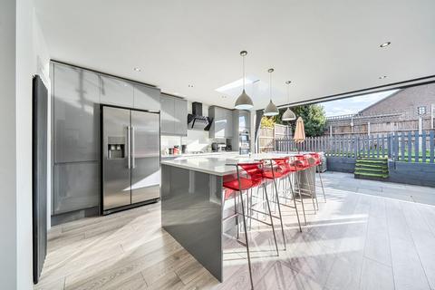 4 bedroom semi-detached house for sale, The Spinney, Swanley, BR8