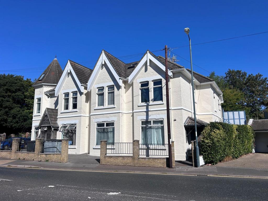 Apartment in WESTBOURNE