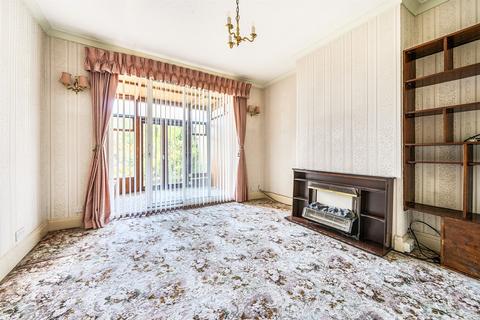 4 bedroom semi-detached house for sale, Conway Gardens, Enfield