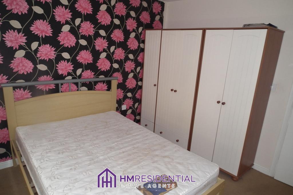 Apartment in Newcastle Upon Tyne - View 5