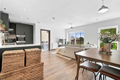 1 bedroom flat for sale, Halcyon Place, Brentwood, CM14