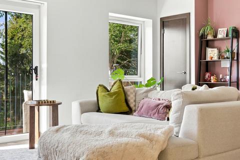 1 bedroom flat for sale, Halcyon Place, Brentwood, CM14