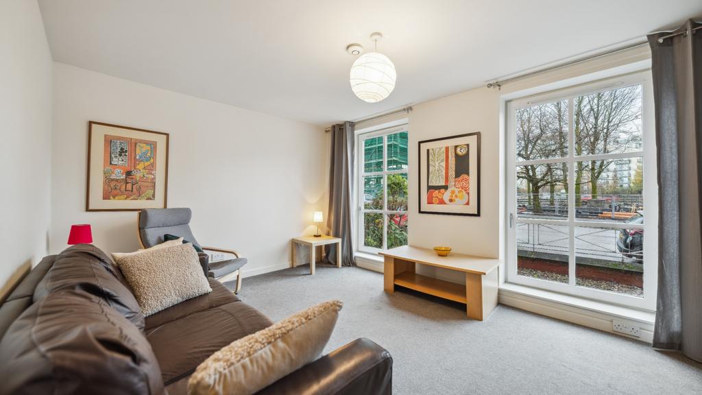Apartment in Glasgow City - View 3