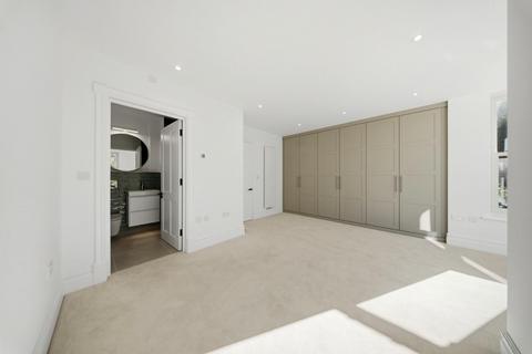 6 bedroom semi-detached house for sale, Castlebar Hill, Ealing, W5