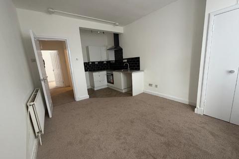 1 bedroom flat to rent, Neilston Road, Paisley, Renfrewshire, PA2