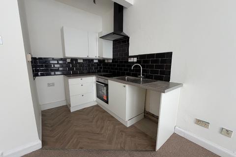 1 bedroom flat to rent, Neilston Road, Paisley, Renfrewshire, PA2