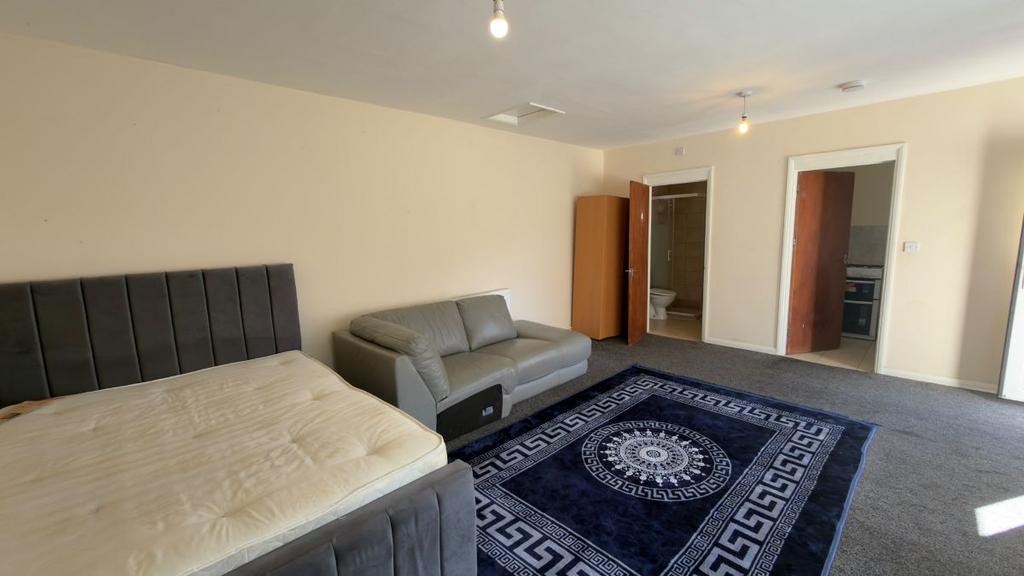 Apartment in Nottingham - View 2