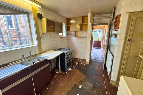 3 bedroom semi-detached house for sale, Onchan Avenue, Carlton, Nottingham