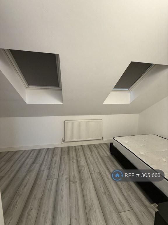 Apartment in Leicester - View 3