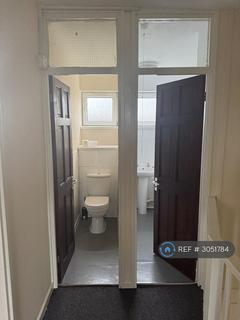 1 bedroom in a house share to rent, Dacca Street, London, SE8