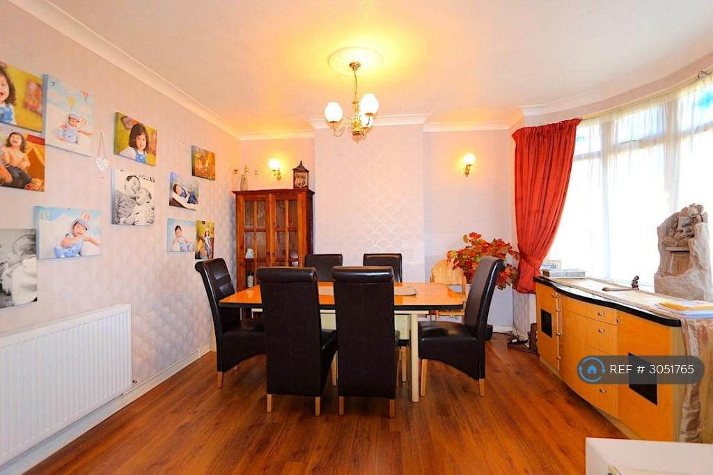 House in Leicester - View 2