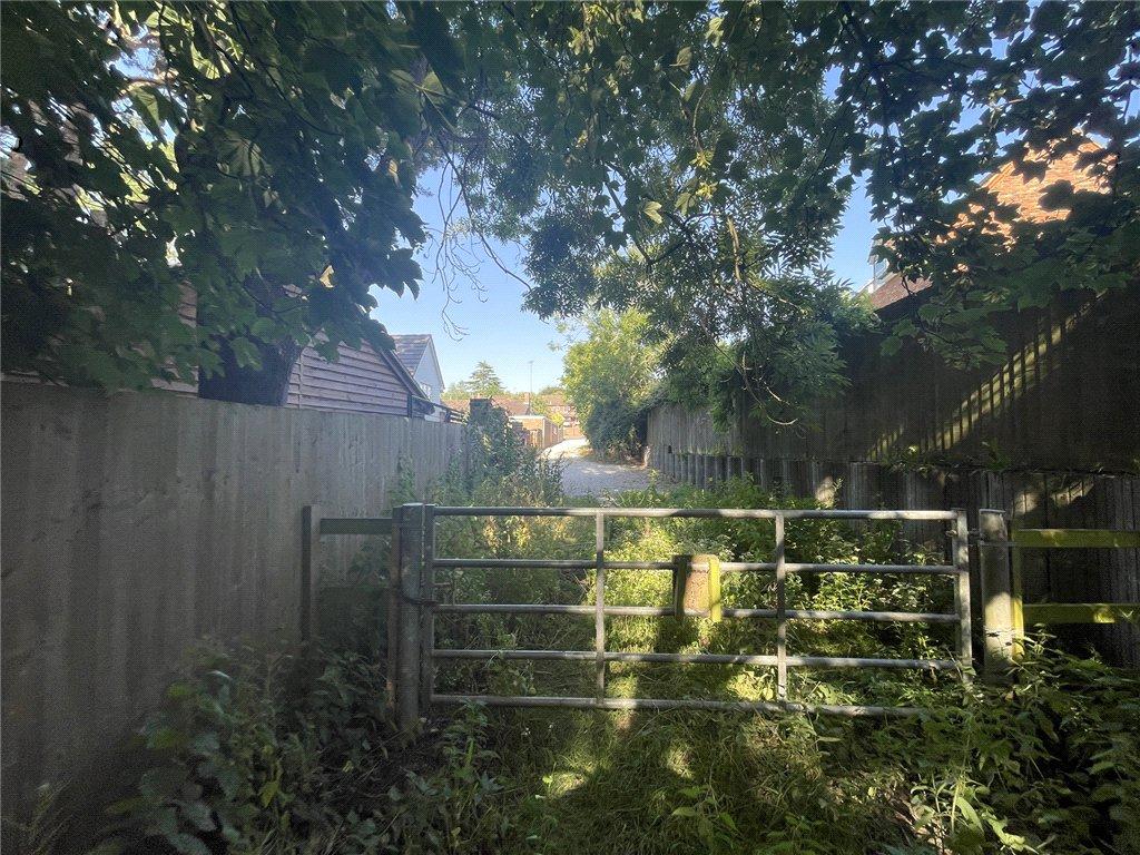 Plantation Road, Bedfordshire LU7 - View 5