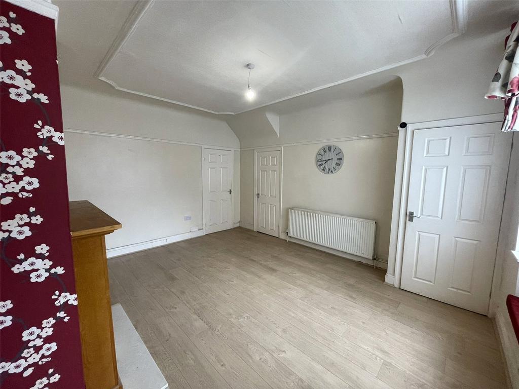 House in Sefton, Liverpool City Region - View 3
