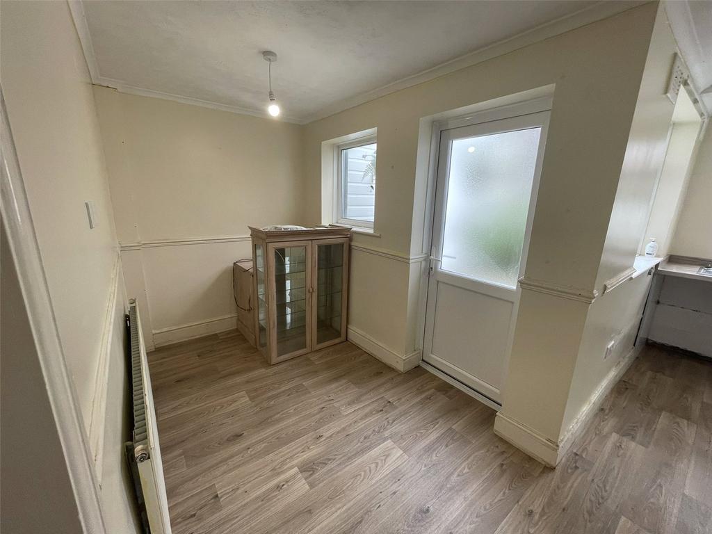 House in Sefton, Liverpool City Region - View 5