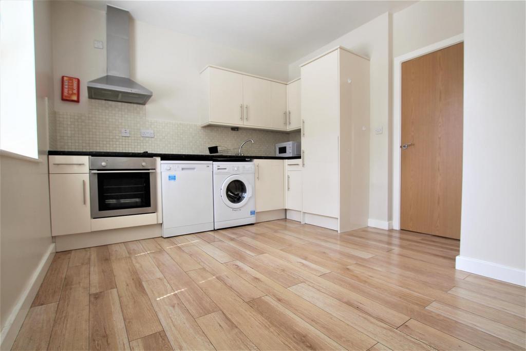 Apartment in Leicester - View 4