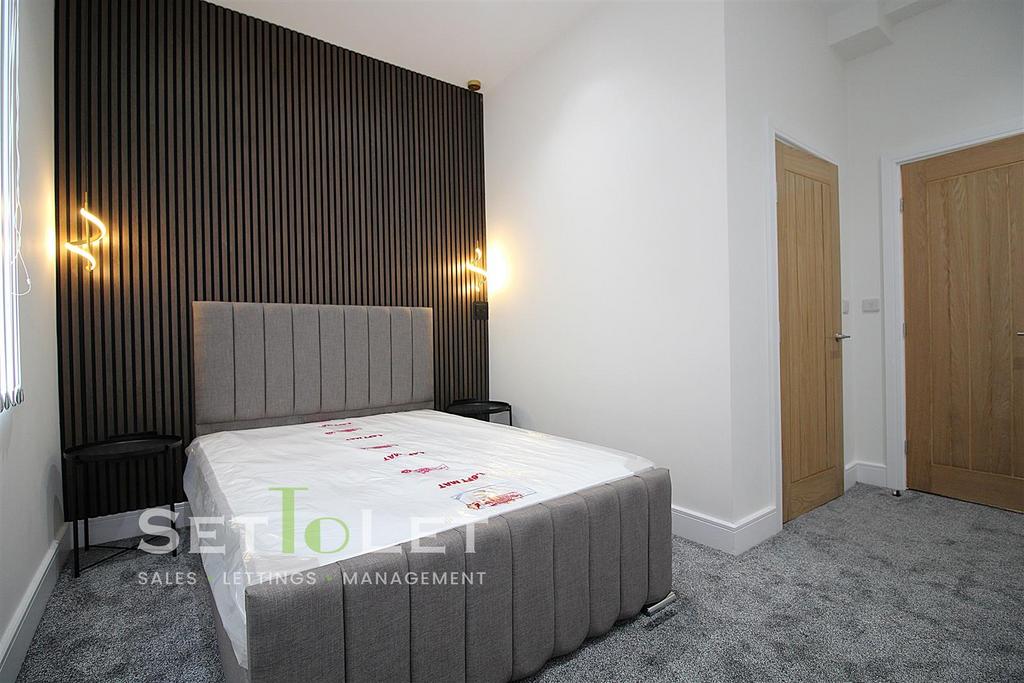 Apartment in Leicester - View 5