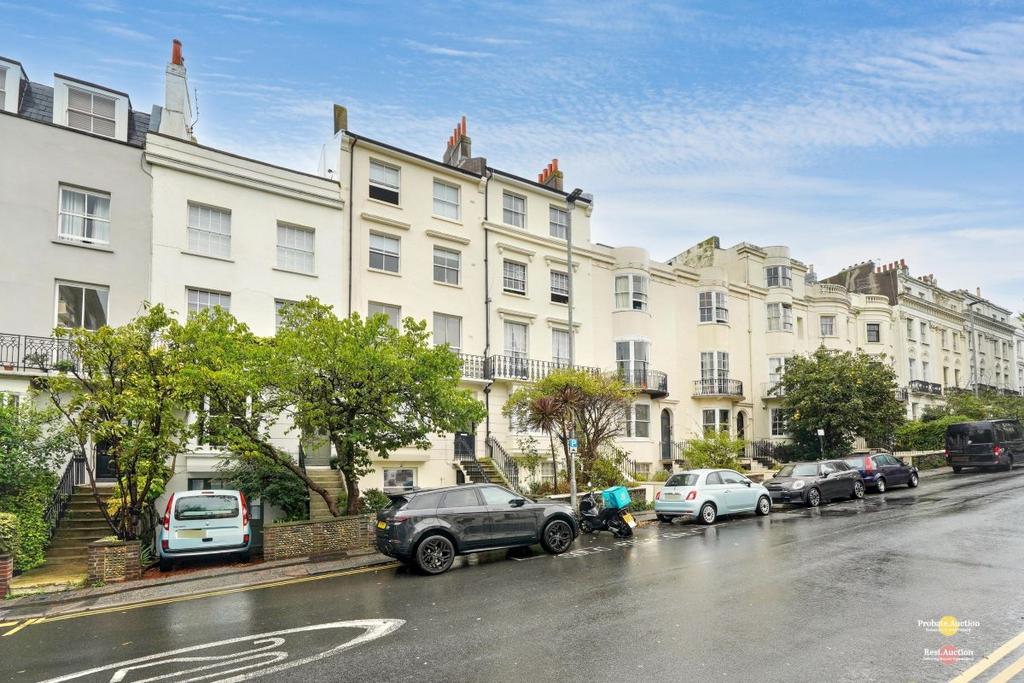 Apartment in Brighton - View 2