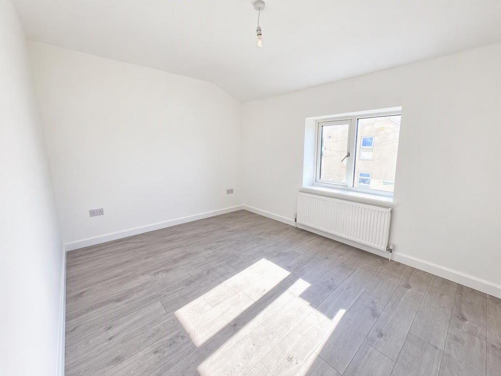 House in Cardiff - View 3