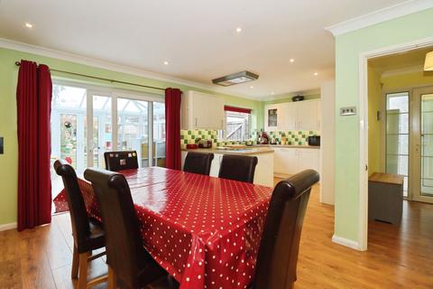 4 bedroom semi-detached house for sale, Fairford Crescent, Patchway, Bristol, BS34