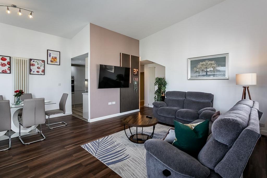 Apartment in Edinburgh - View 4