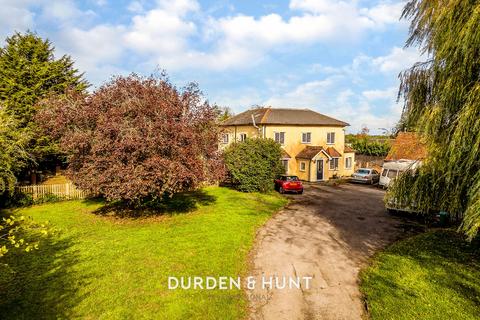 5 bedroom detached house for sale, Nine Ashes Road, Nine Ashes, CM4