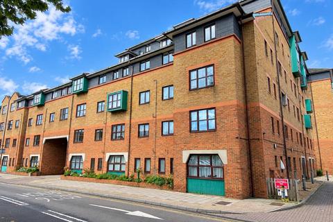 1 bedroom retirement property for sale, Regents Court, West Street, Gravesend, DA11