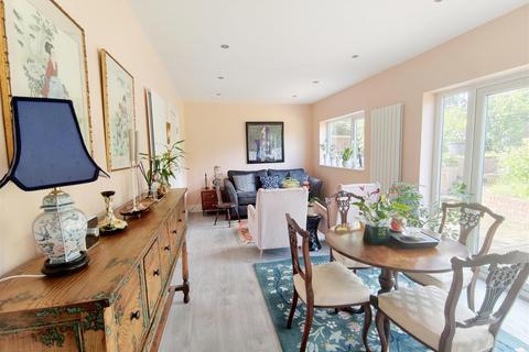 5 bedroom detached house for sale, Lynwood Grove, Orpington BR6