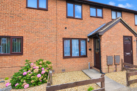 2 bedroom terraced house to rent, Jubilee Street, Kettering NN14