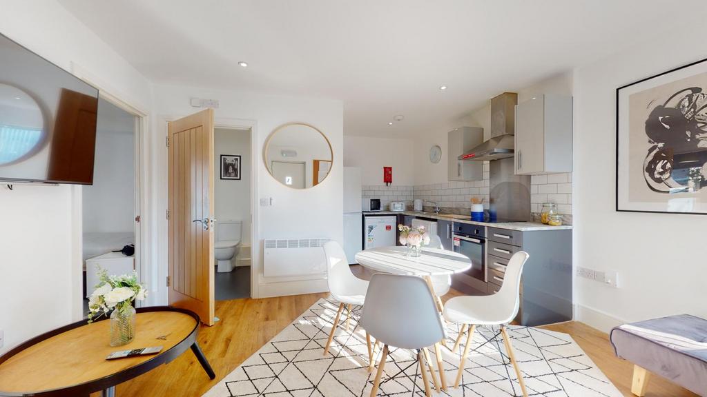 House in Nottingham - View 2