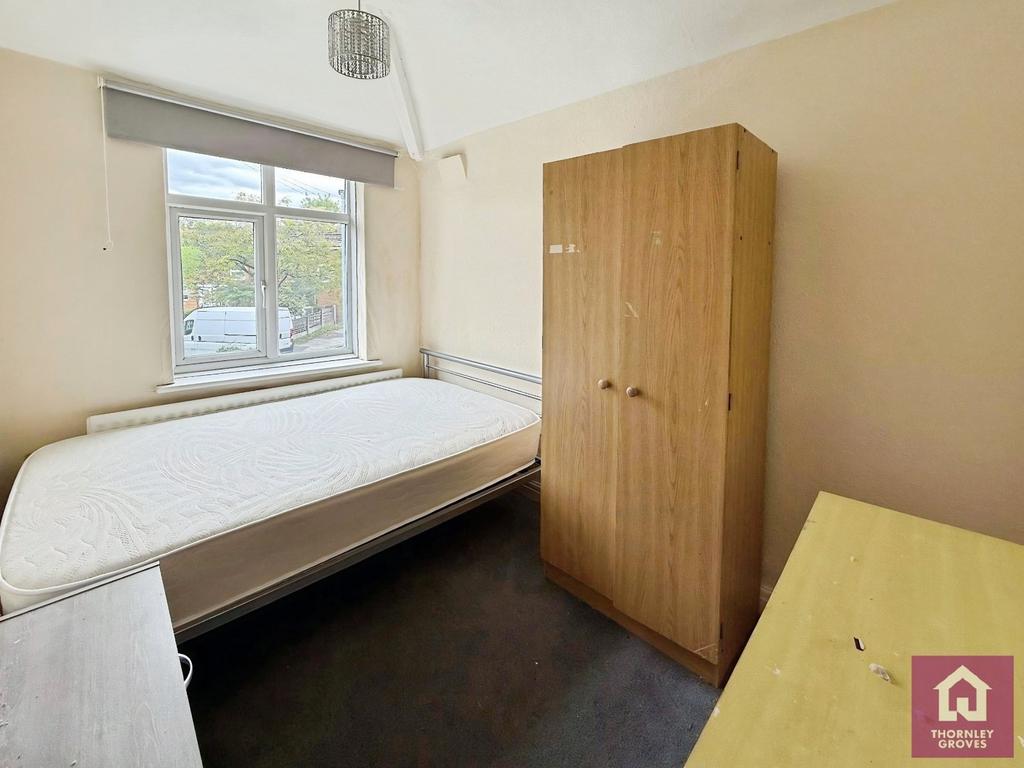 House in Greater Manchester - More