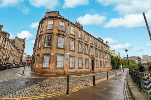 Forbes Place, Paisley, Renfrewshire, PA1
