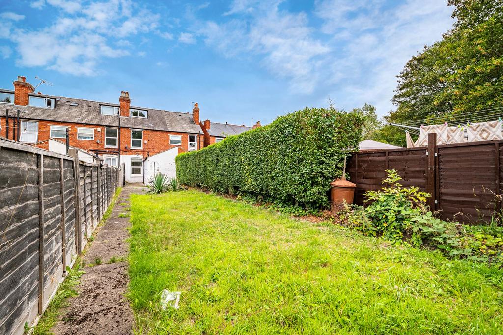 House in Nottingham - View 4