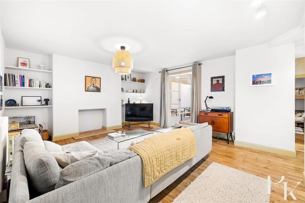 Apartment in Brighton - View 2