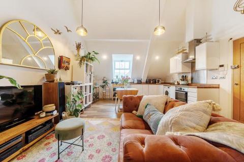 1 bedroom flat to rent, Abbey Yard, Old Station Yard, Abingdon, OX14