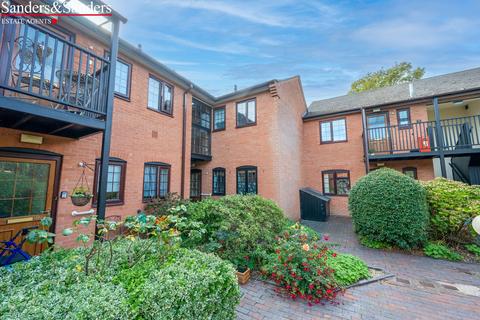 1 bedroom apartment for sale, Oversley House, Kinwarton Road, Alcester, B49