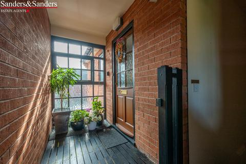 1 bedroom apartment for sale, Oversley House, Kinwarton Road, Alcester, B49
