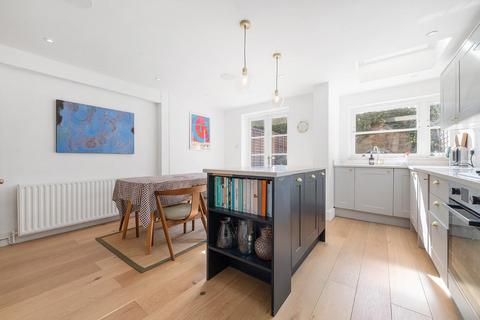 3 bedroom terraced house for sale, Nursery Road, SW9