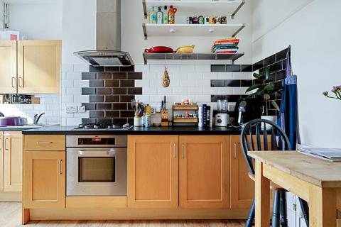 2 bedroom townhouse for sale, Landcroft Road., London, SE22