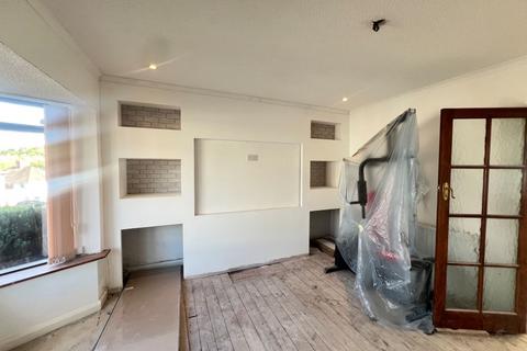 3 bedroom semi-detached house for sale, 23 Trinder Road, Smethwick, B67 5NU