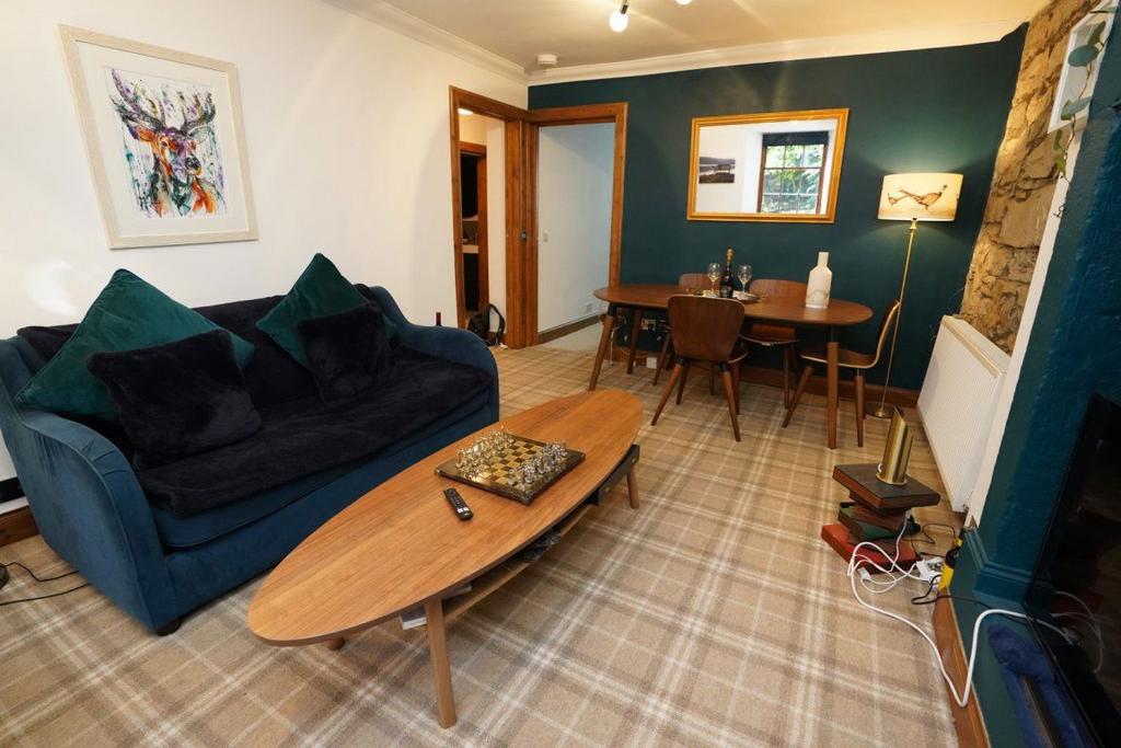 Apartment in Edinburgh - View 2
