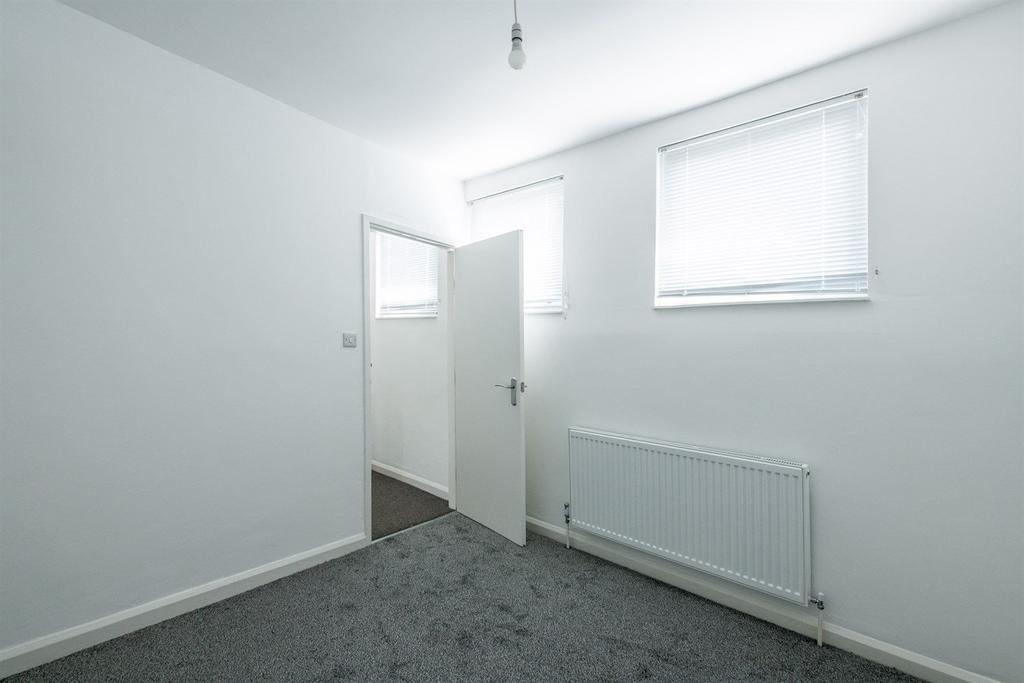 House in Nottingham, Dunkirk - View 4