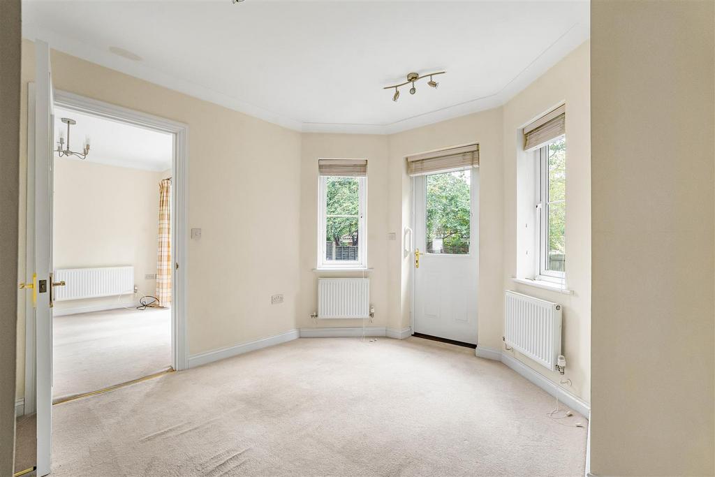 House in Reading - More
