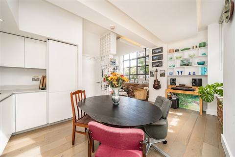 3 bedroom flat for sale, The Textile Building, 31A Chatham Place, London, E9